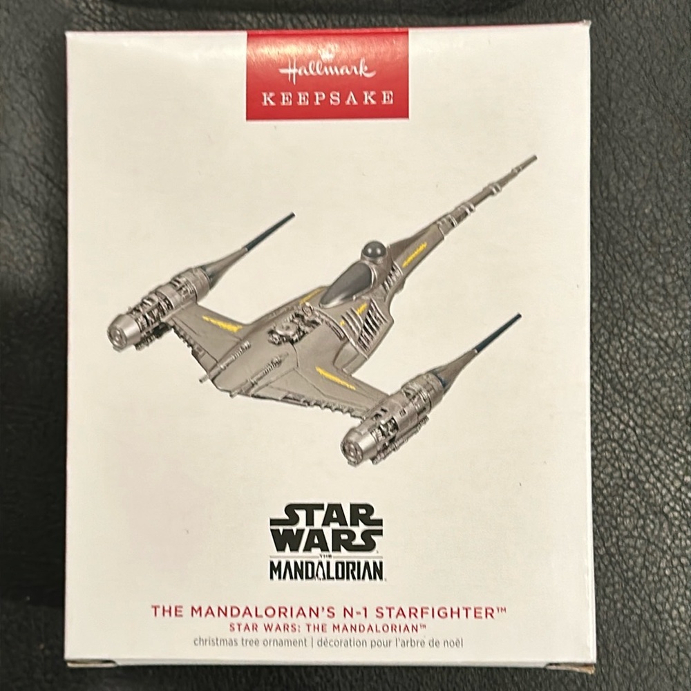Brand new Hallmark Star Wars Mandolorian Ornament